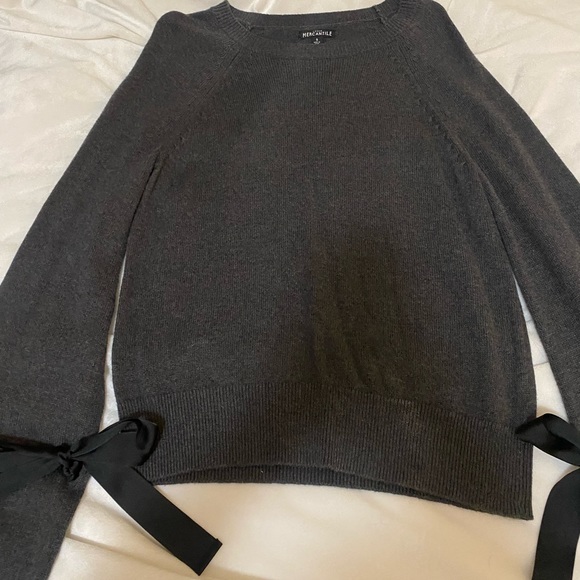 J Crew Bell Sleeve Sweater - Picture 1 of 4